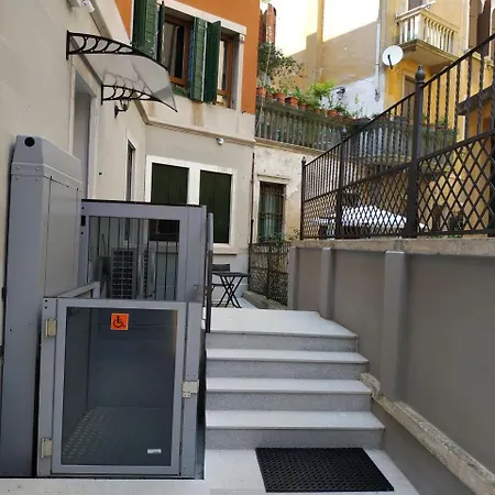 בית הארחה San Polo Star