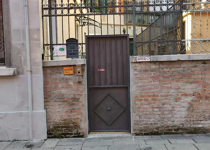 בית הארחה San Polo Star 3*